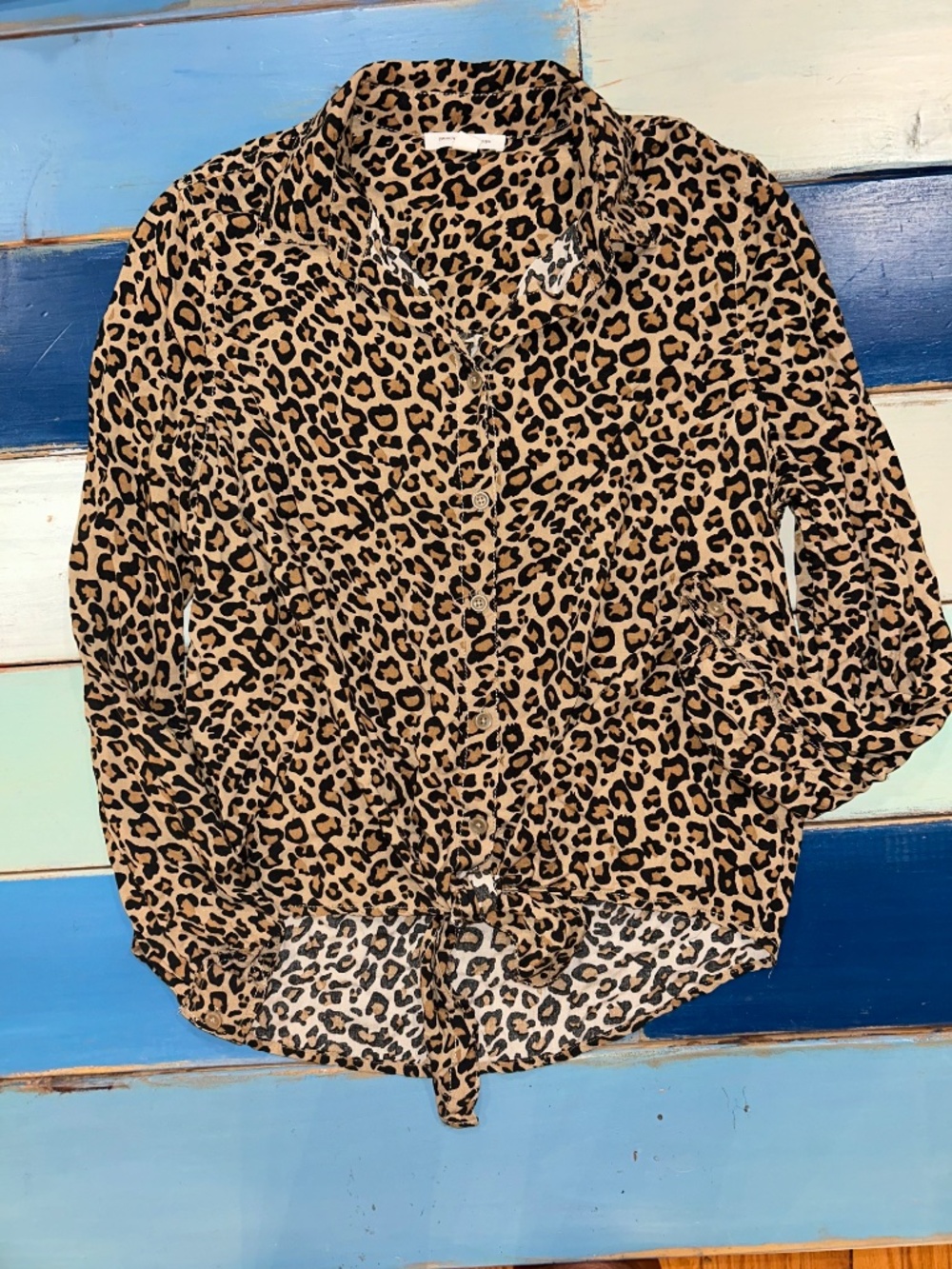 BeachLunchLounge Leopard Print Tie Front Button Down Blouse Womenâs Small